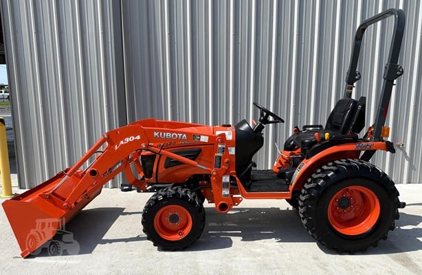 2013 KUBOTA B2320 - Image 2