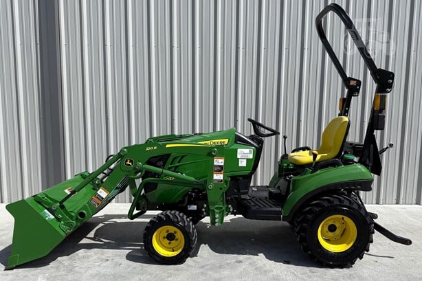 2021 JOHN DEERE 1023E - Image 3